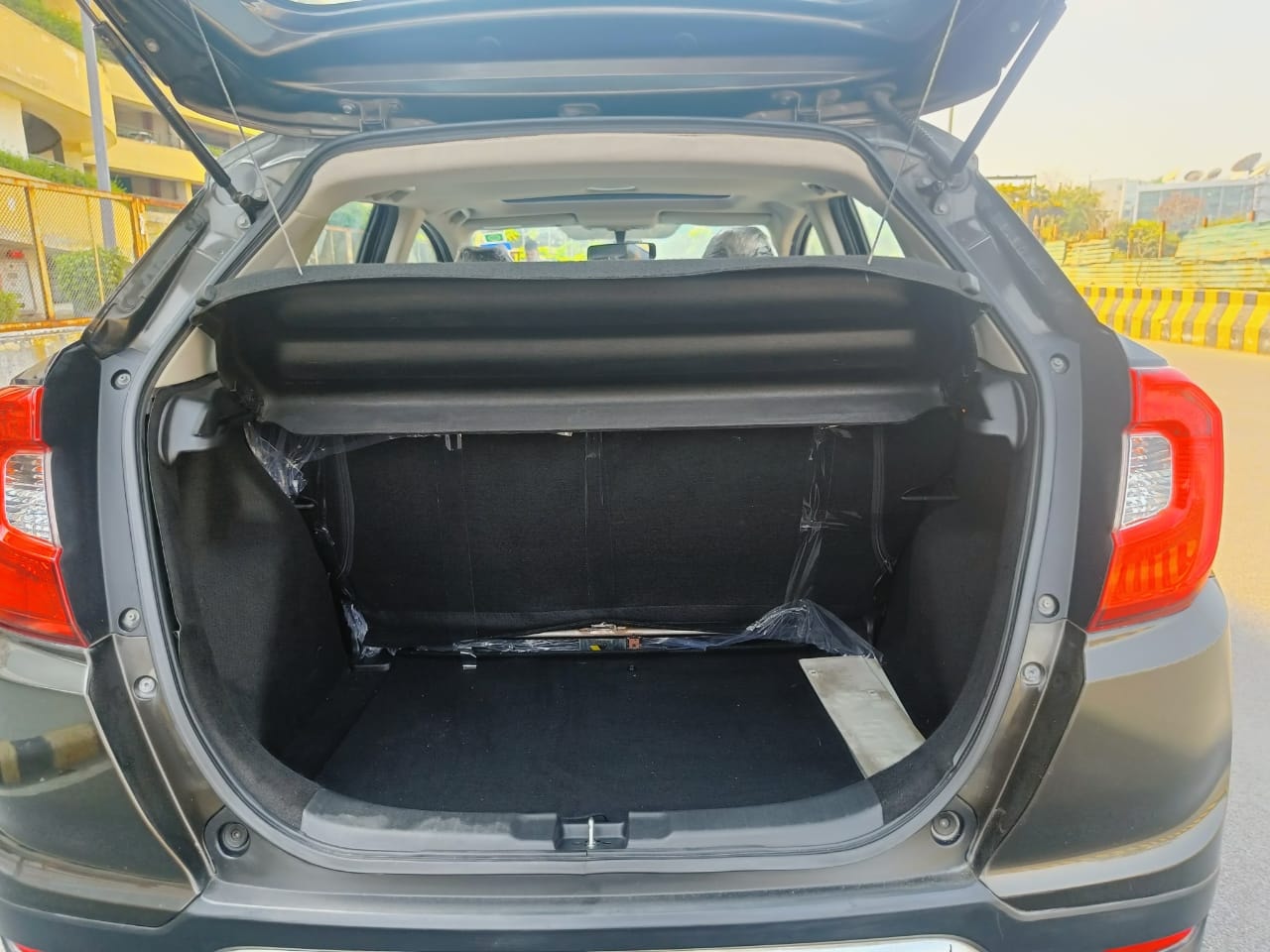 WR-V image 6 WR-V image 6