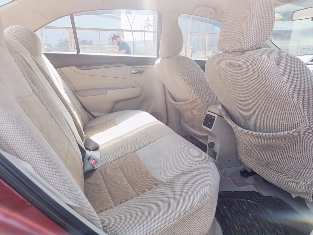 Ciaz image 10 Ciaz image 10