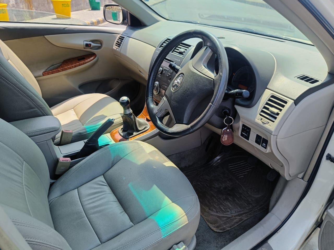 Corolla Altis image 9 Corolla Altis image 9