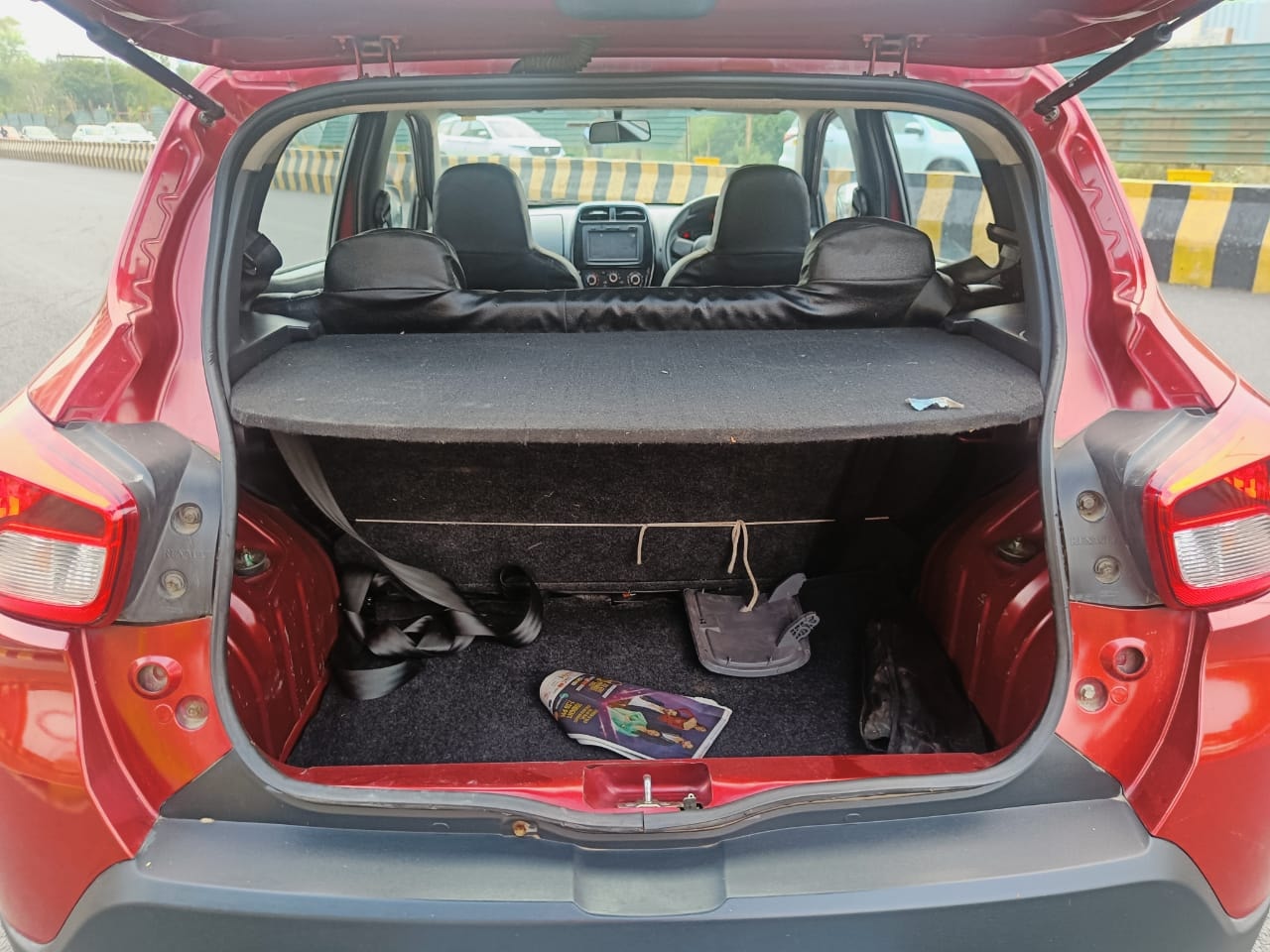 Kwid image 10 Kwid image 10