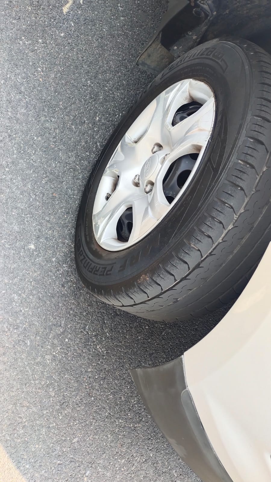 EcoSport image 9 EcoSport image 9