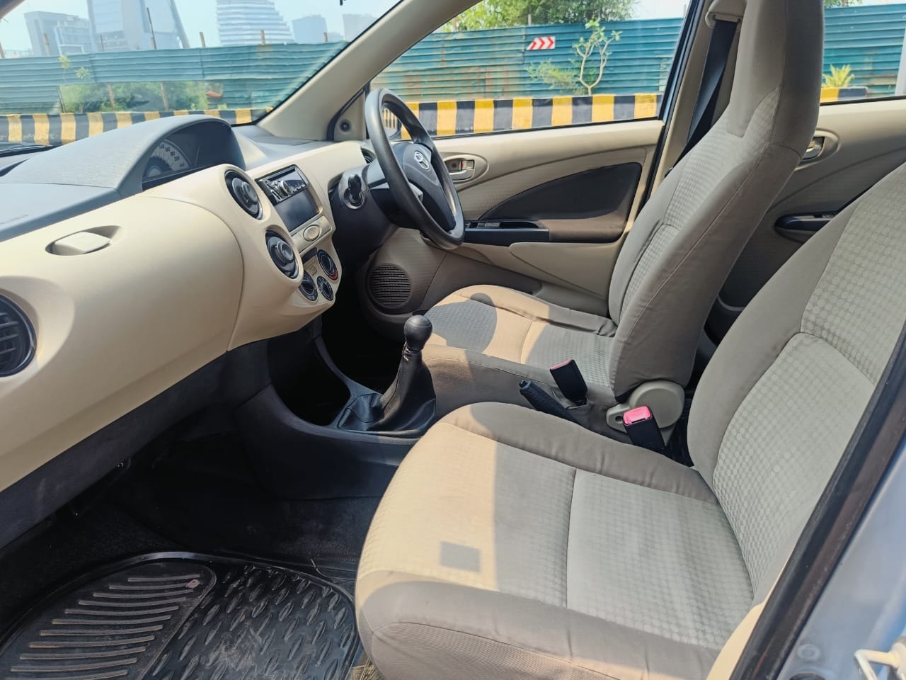 Etios image 14 Etios image 14