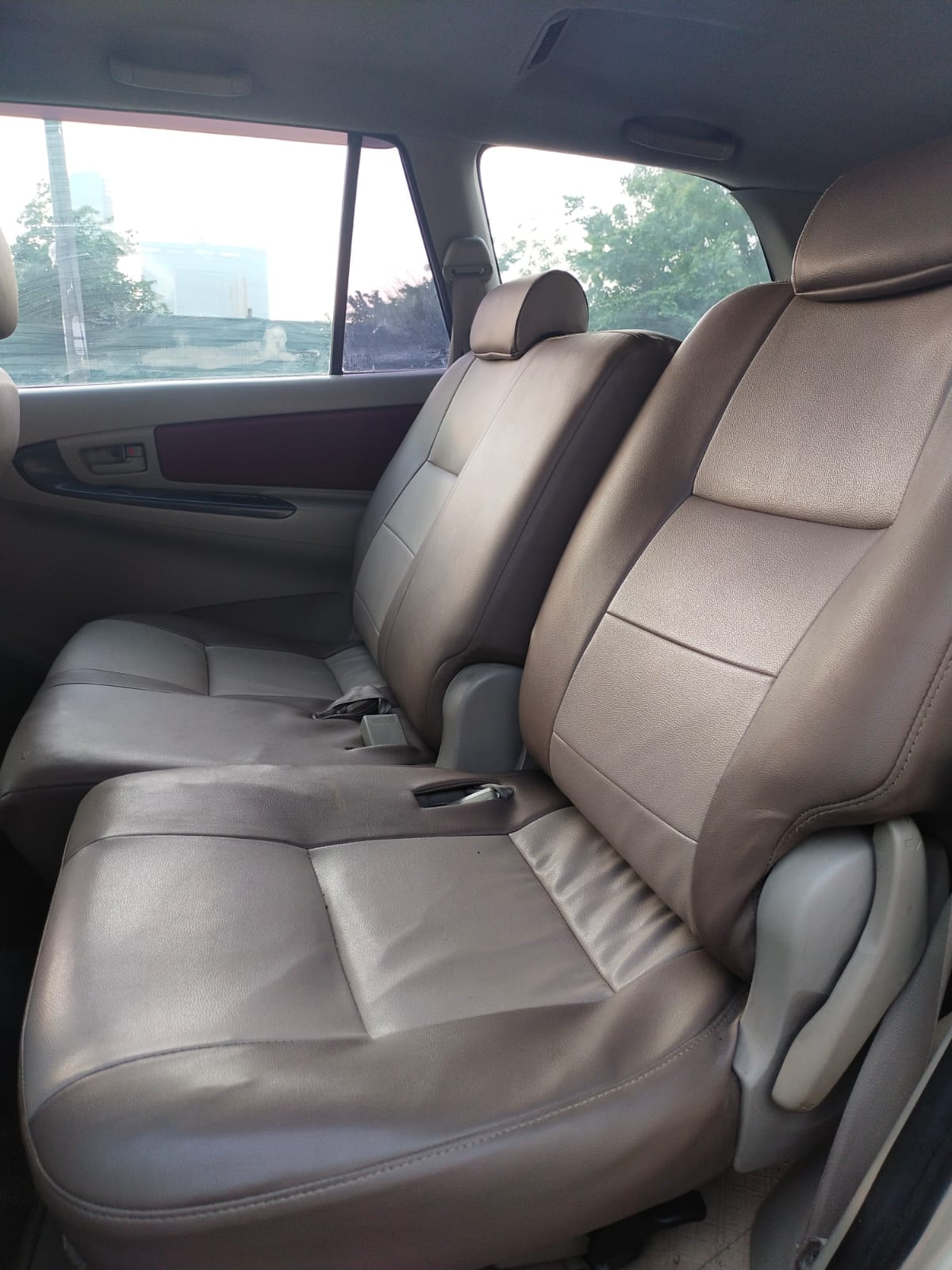 Innova image 15 Innova image 15