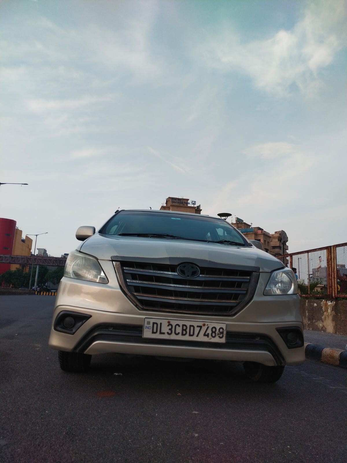 Innova image 8 Innova image 8