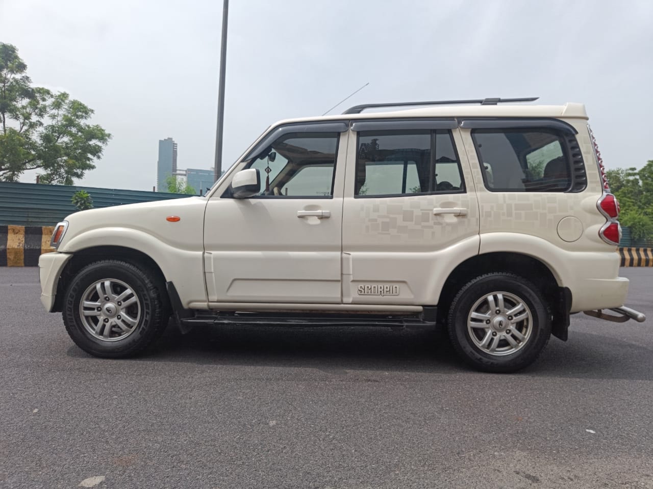 Scorpio image 2 Scorpio image 2