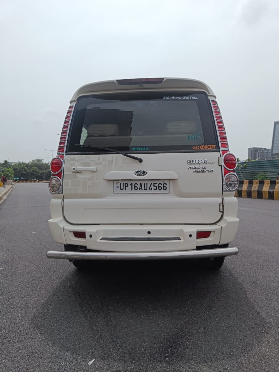 Scorpio image 4 Scorpio image 4