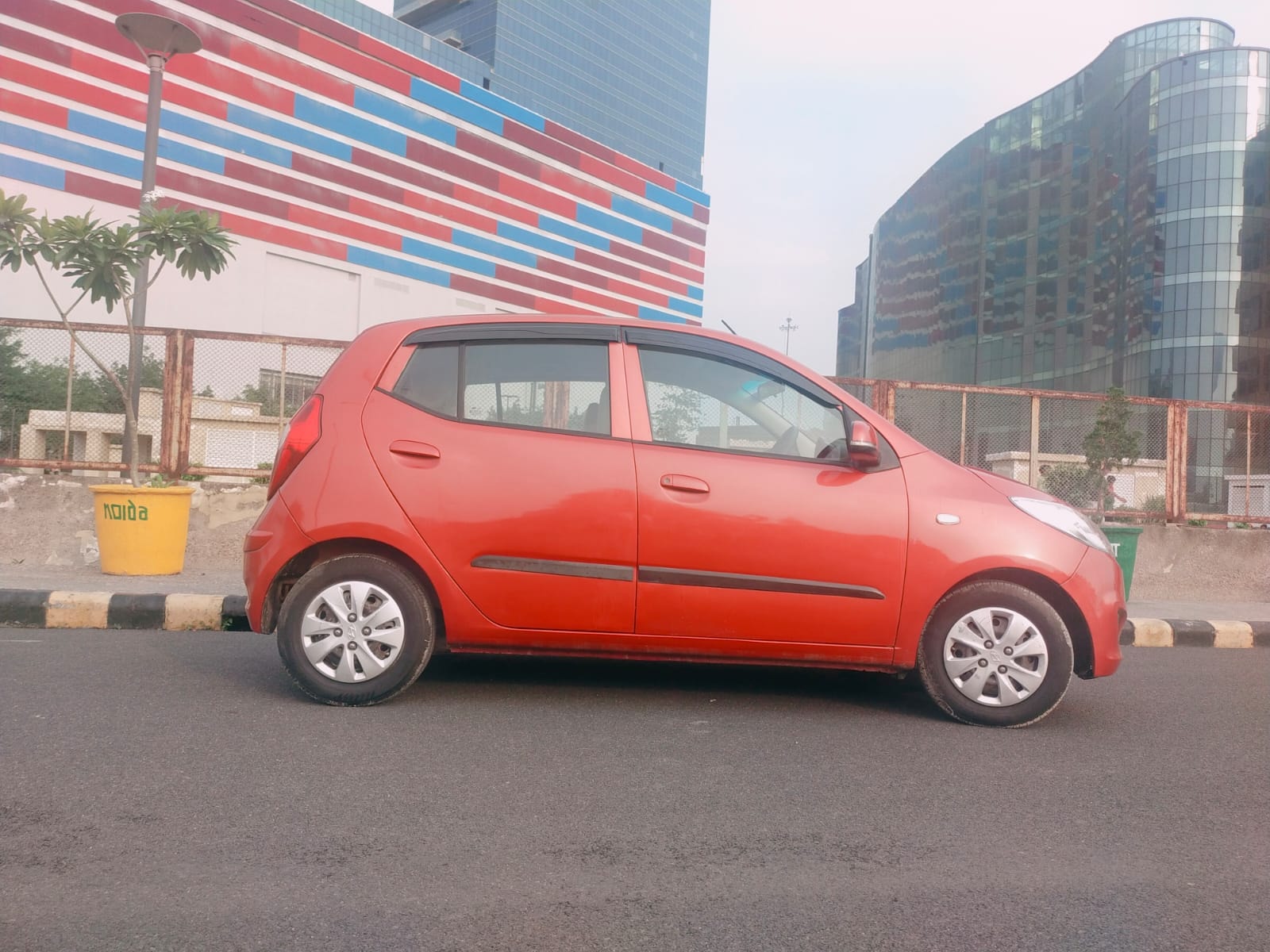 i10 image 3 i10 image 3