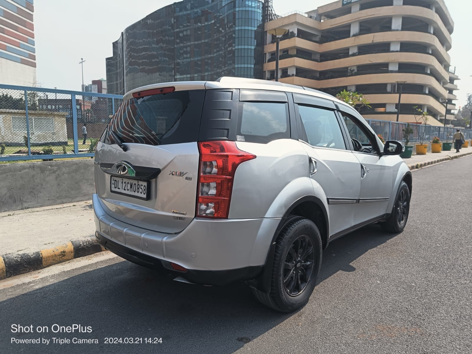 XUV500 image 5 XUV500 image 5