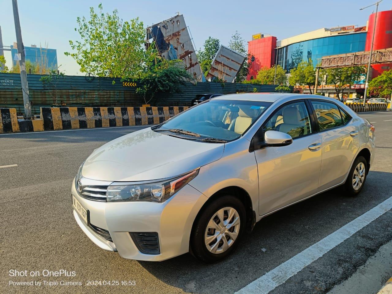 Used 2015 Toyota Corolla Altis, Noida New Delhi