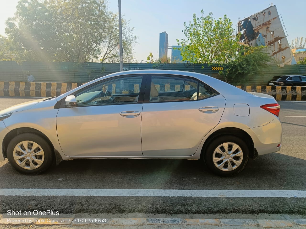 Corolla Altis image 2 Corolla Altis image 2