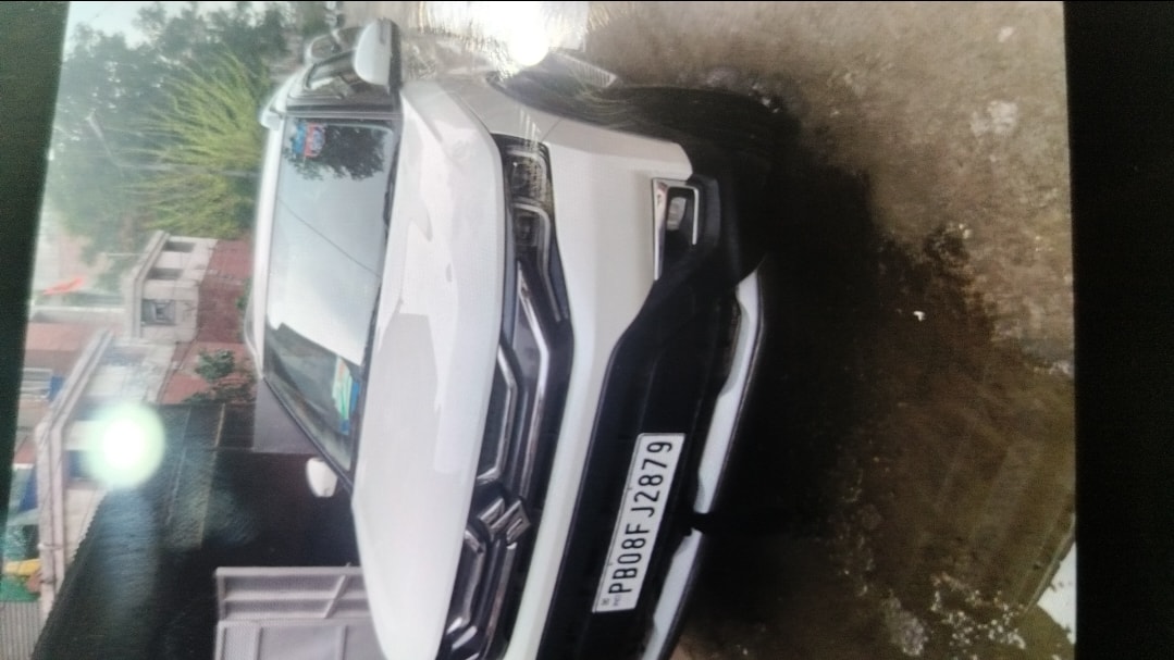 Brezza image 2 Brezza image 2