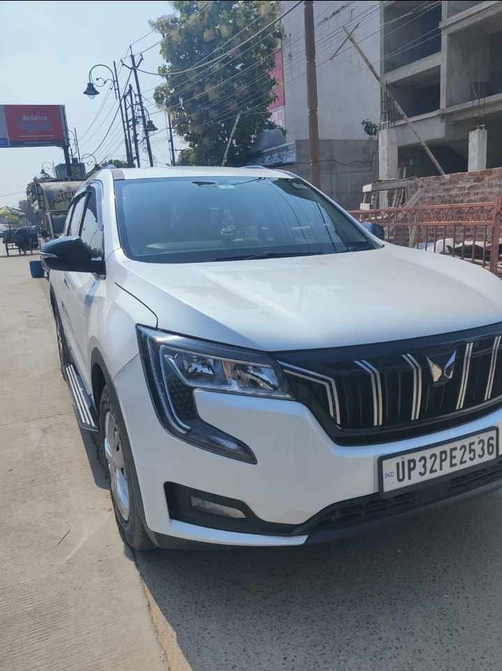 Used 2023 Mahindra XUV700 Used 2023 Mahindra XUV700