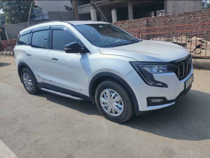 Used 2023 Mahindra XUV700 Used 2023 Mahindra XUV700