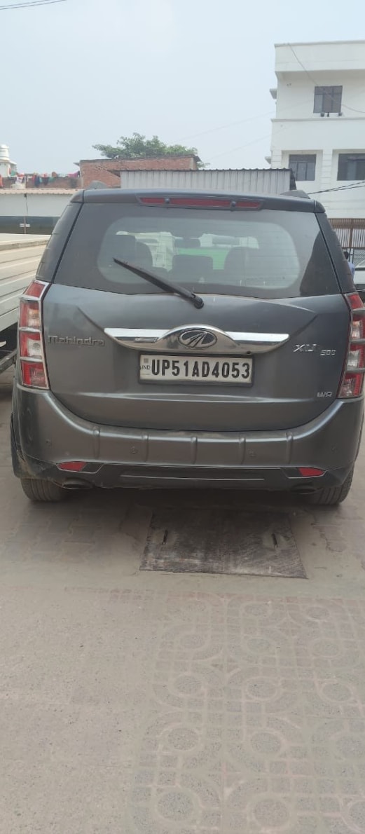 Used 2015 Mahindra XUV500 Used 2015 Mahindra XUV500