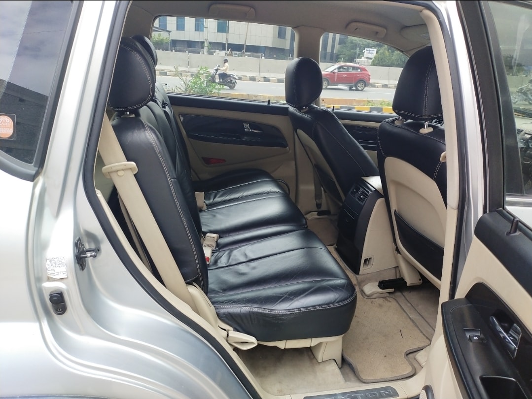 Rexton W image 3 Rexton W image 3