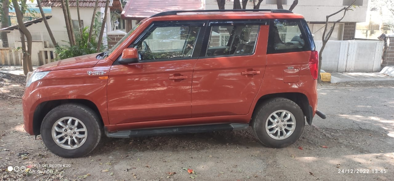 TUV300 image 4 TUV300 image 4