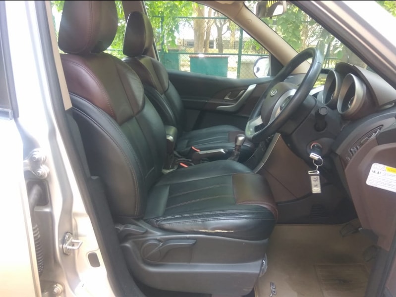 XUV500 image 13 XUV500 image 13