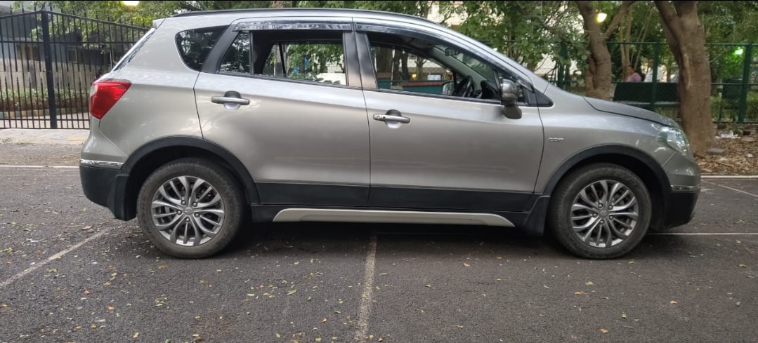 S-Cross image 6 S-Cross image 6