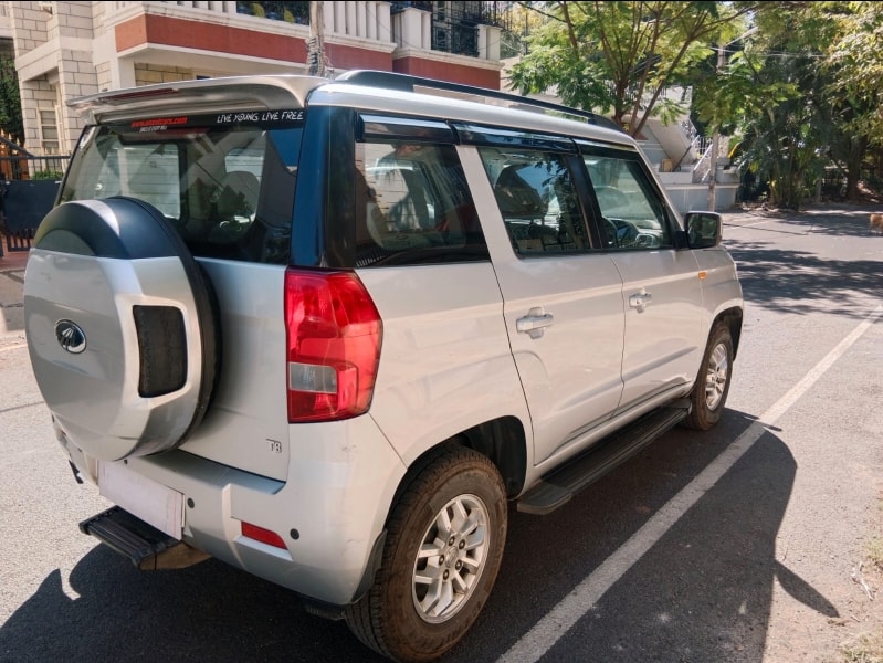 TUV300 image 5 TUV300 image 5