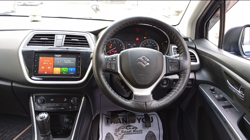 S-Cross image 13 S-Cross image 13