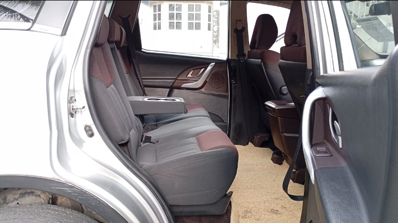 XUV500 image 17 XUV500 image 17