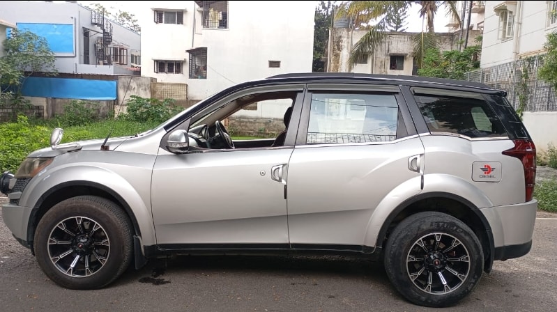 XUV500 image 2 XUV500 image 2