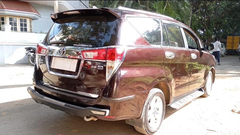 Innova Crysta image 3 Innova Crysta image 3