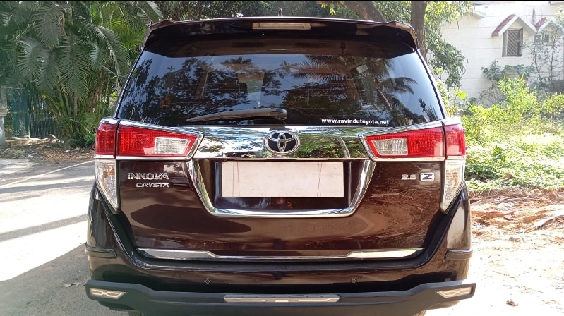 Innova Crysta image 4 Innova Crysta image 4