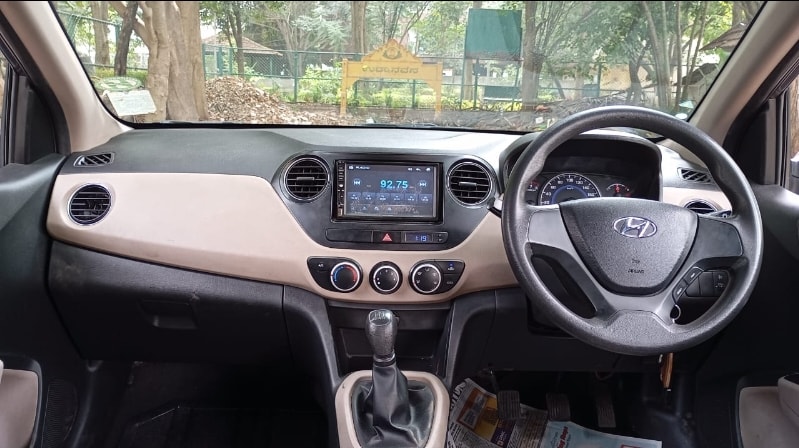 i10 image 12 i10 image 12