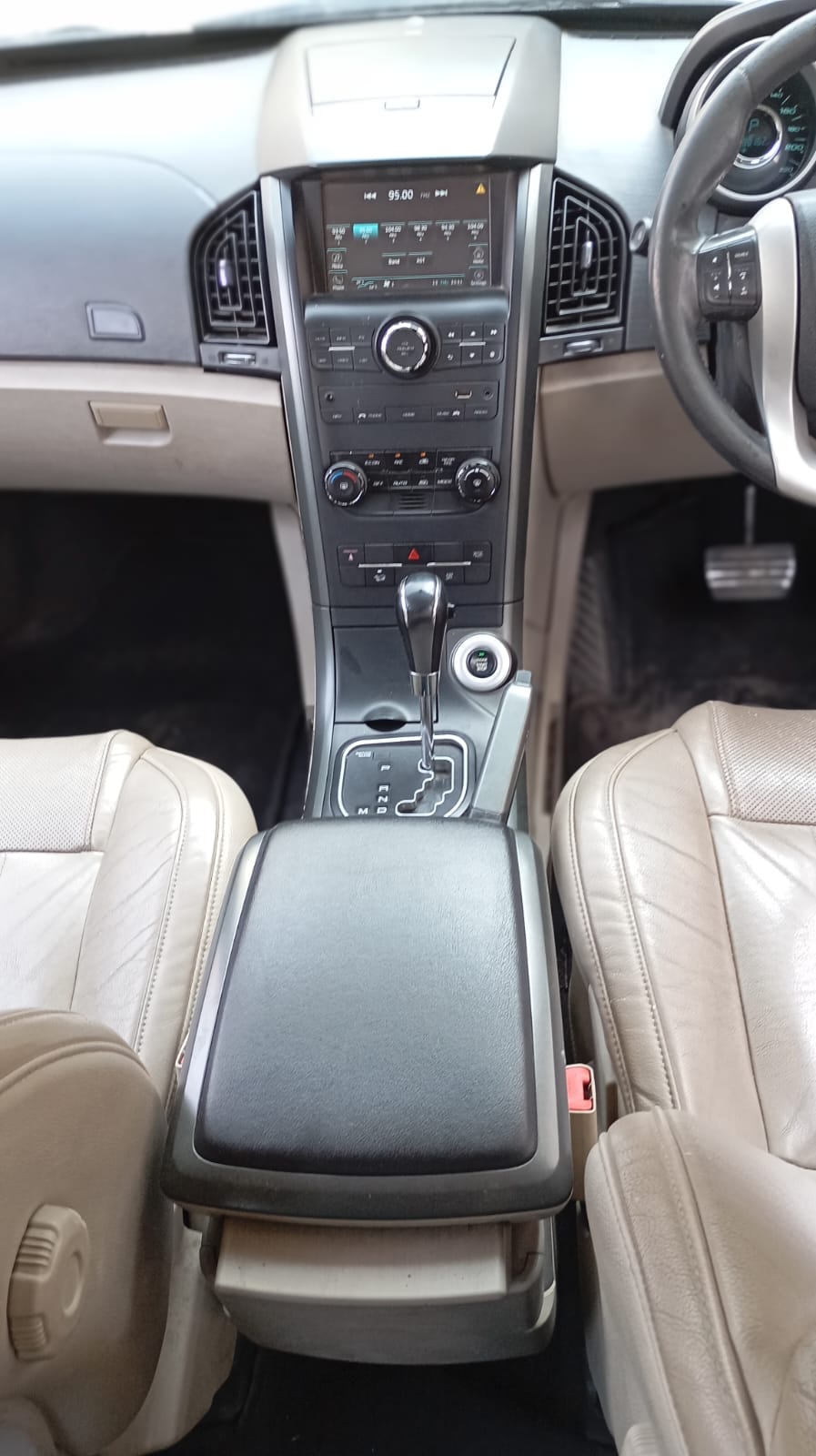 XUV500 image 7 XUV500 image 7