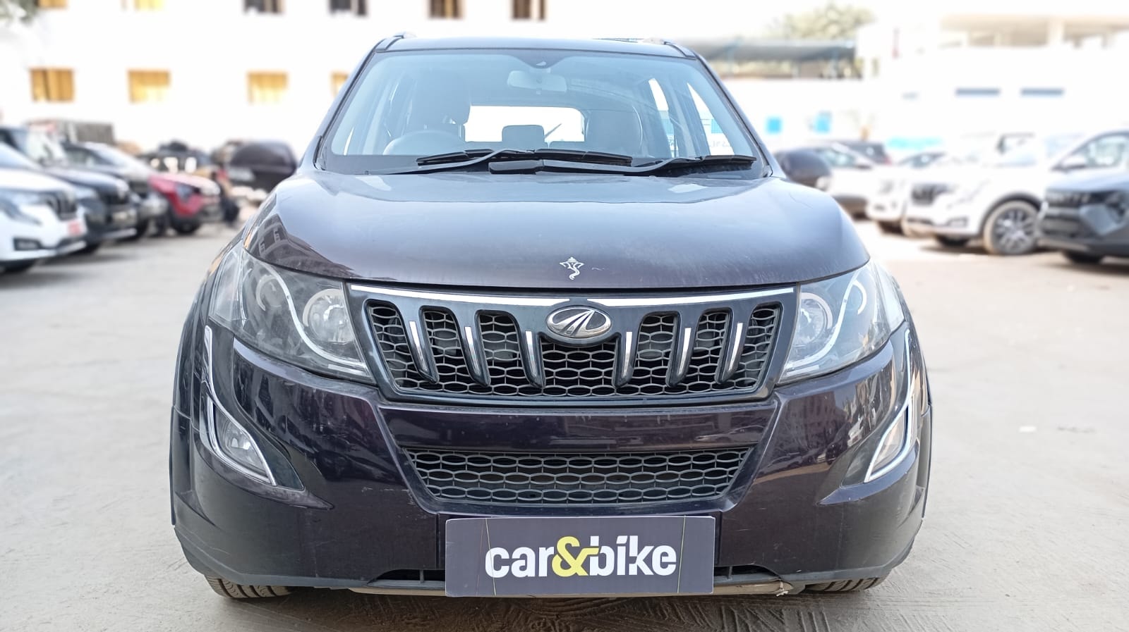 XUV500 image 2 XUV500 image 2