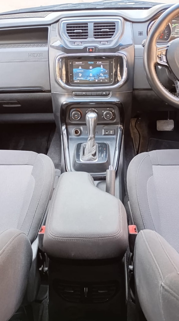 Hexa image 16 Hexa image 16