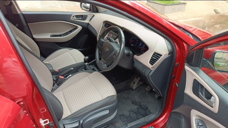 Elite i20 image 16 Elite i20 image 16