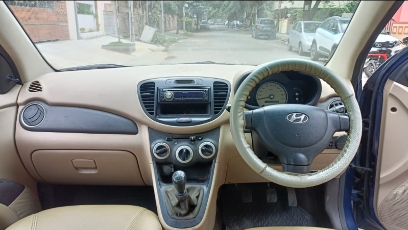 i10 image 12 i10 image 12