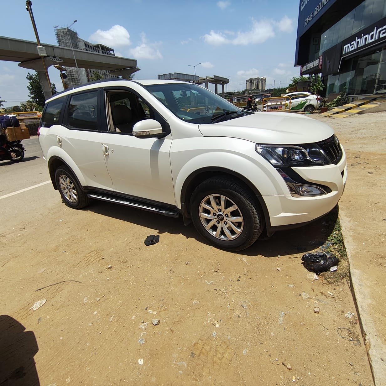 XUV500 image 12 XUV500 image 12