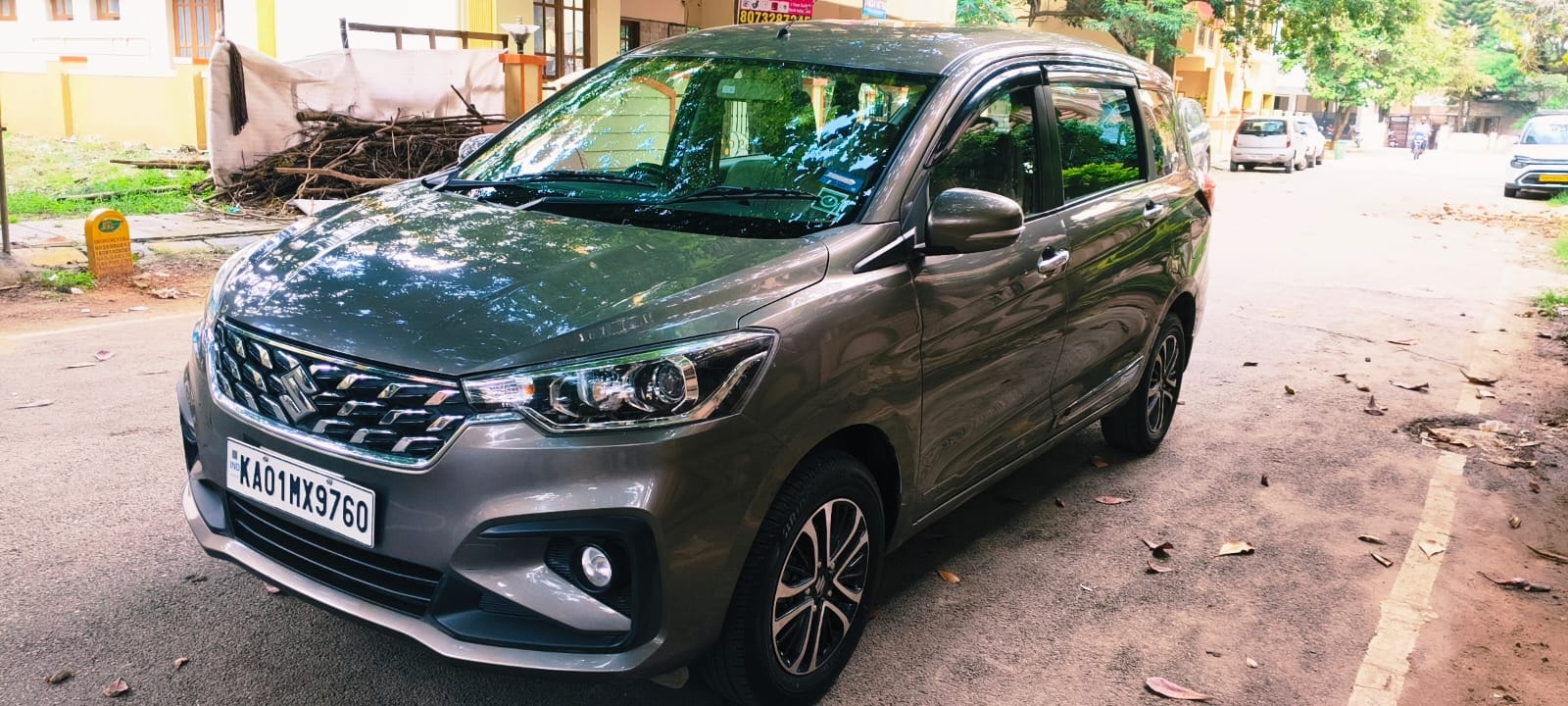 Ertiga image 1 Ertiga image 1