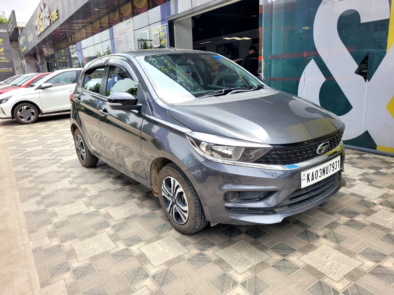 Tiago image 7 Tiago image 7