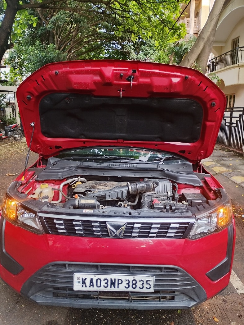 Used 2022 Mahindra XUV300 Used 2022 Mahindra XUV300