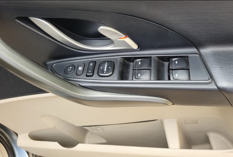 XUV500 image 16 XUV500 image 16