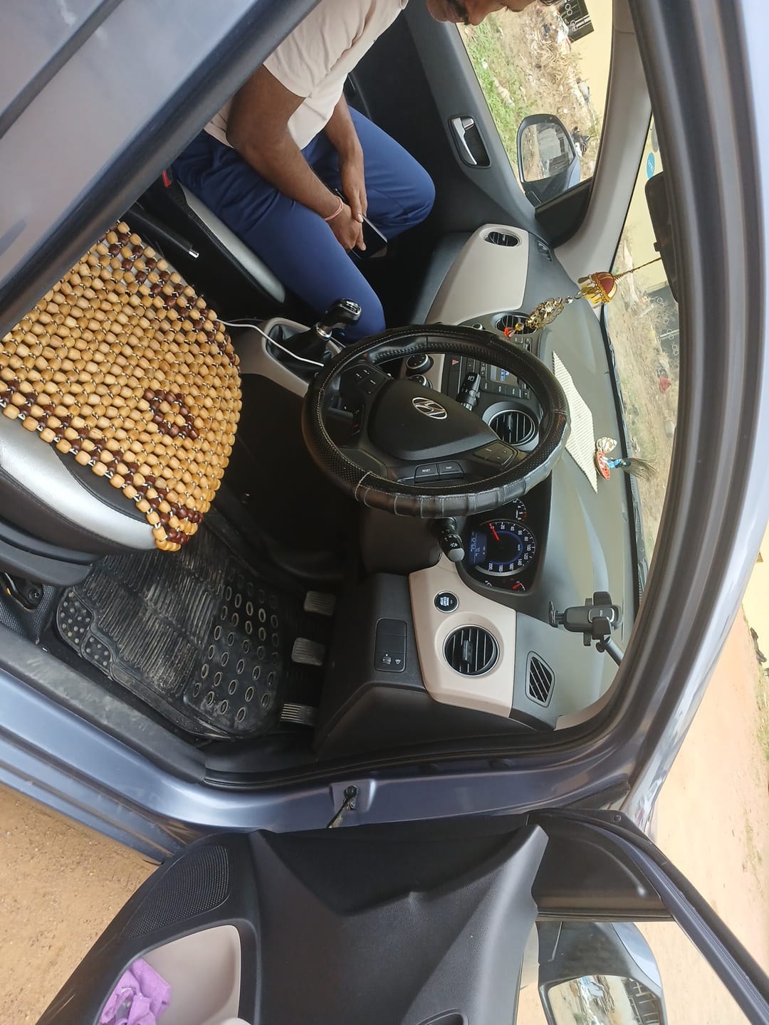 Used 2013 Hyundai Grand i10 Used 2013 Hyundai Grand i10