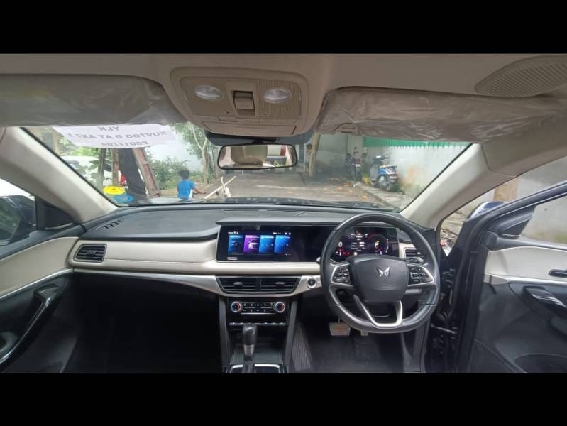 Used 2023 Mahindra XUV700 Used 2023 Mahindra XUV700