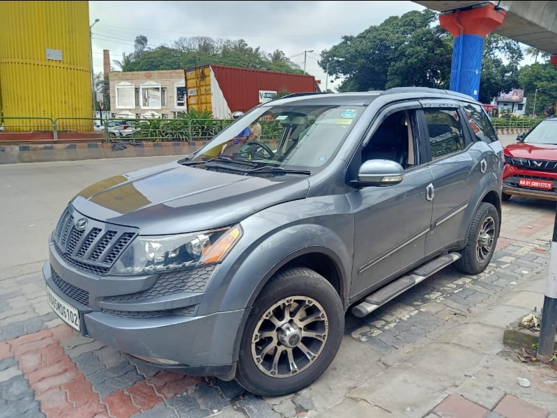 XUV500 image 2 XUV500 image 2