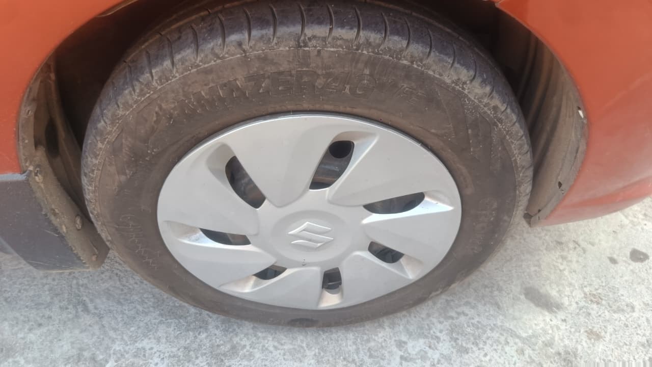 Celerio X image 16 Celerio X image 16