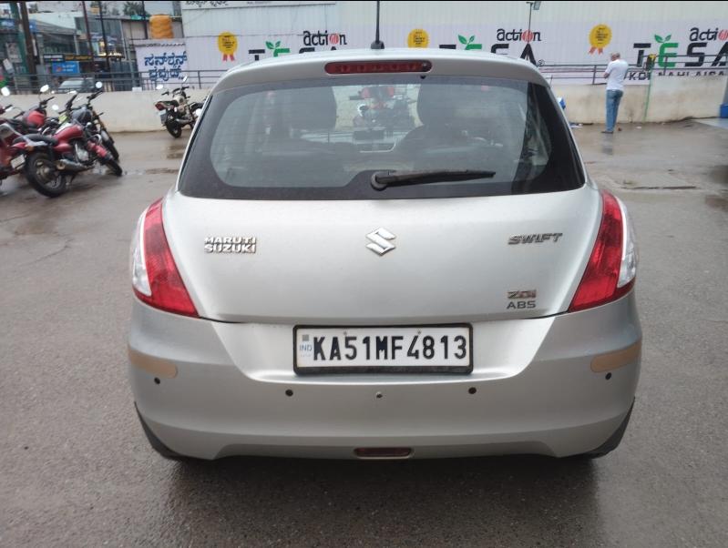 यूज़्ड 2014 मारुति सुजुकी स्विफ्ट, Bangalore 3 यूज़्ड 2014 मारुति सुजुकी स्विफ्ट, Bangalore 3