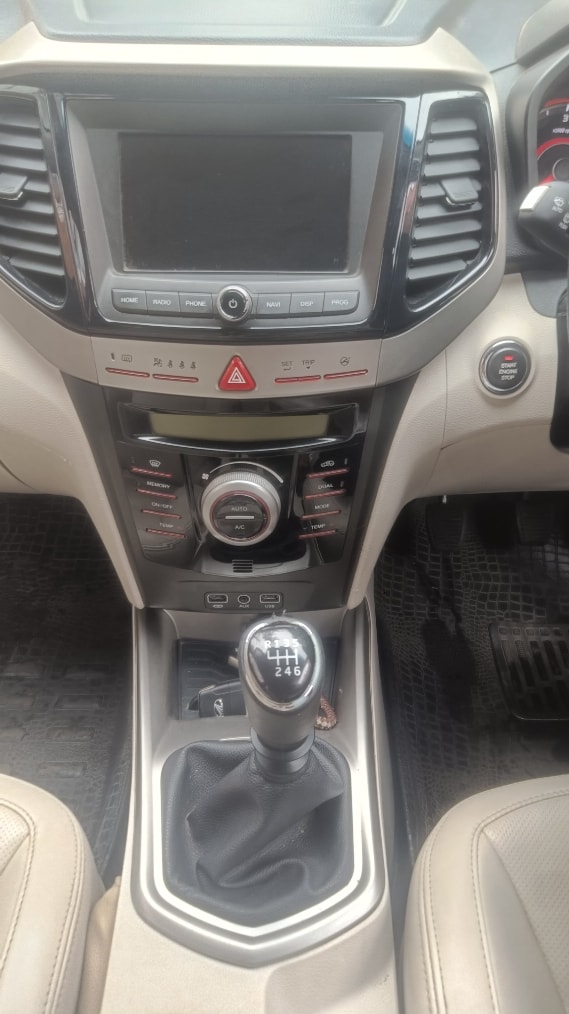 XUV300 image 12 XUV300 image 12