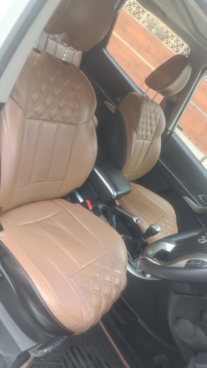 XUV500 image 16 XUV500 image 16