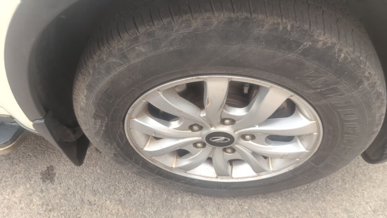 XUV500 image 9 XUV500 image 9