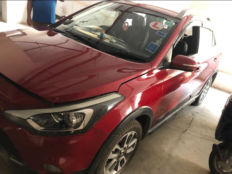 i20 Active image 2 i20 Active image 2