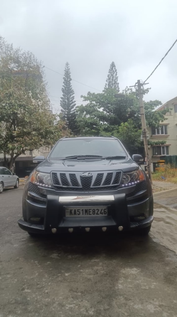 XUV500 image 1 XUV500 image 1