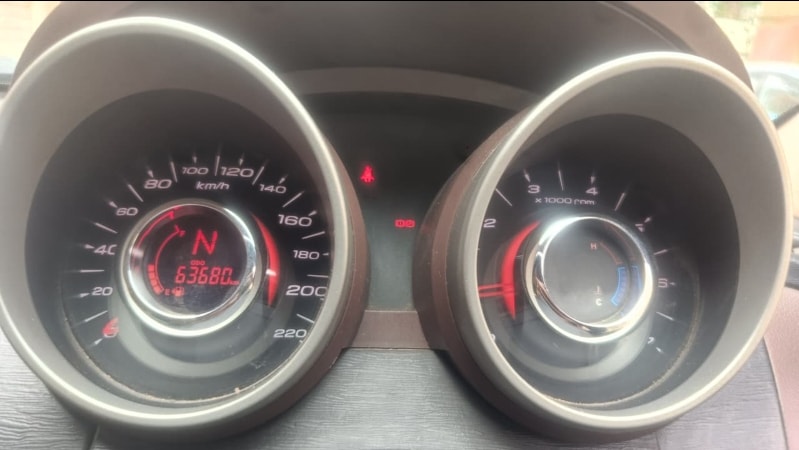 XUV500 image 11 XUV500 image 11